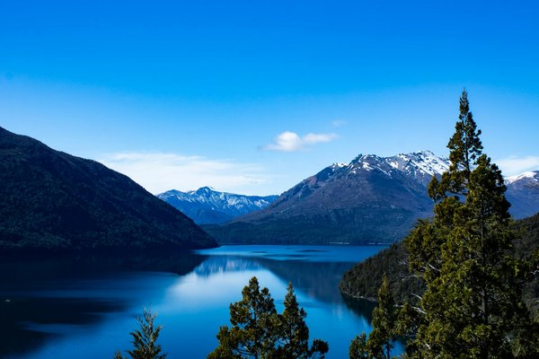Où pratiquer le snorkeling au milieu des raies manta à Hawaii ?
